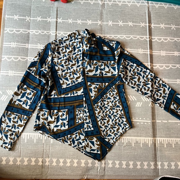 ZARA SCARF PRINT FLUID TOP - Picture 2 of 8